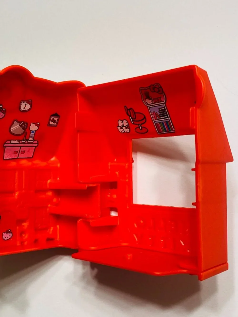 McDonald's Happy Meal Hello Kitty House, 2016